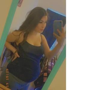 Meet your Posher, Aisha